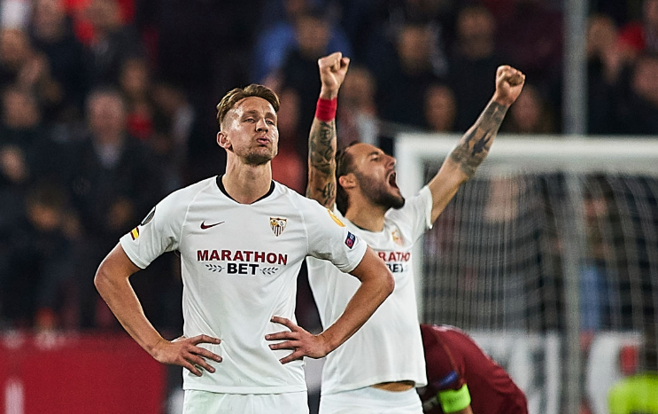 九游登录入口 -瓦伦西亚迎葡超关键赛，今晨遗憾出局，气氛紧张，资深球员宣示担当 