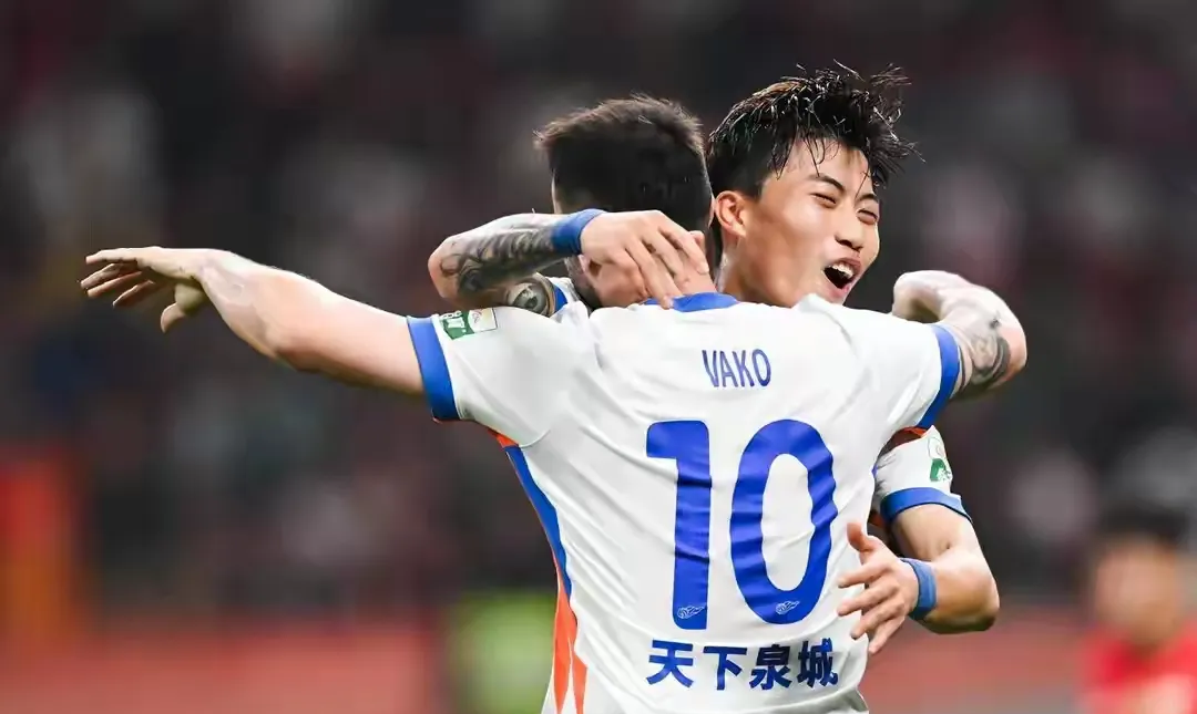 九游体育平台 -加时末段武汉三镇备战法国杯山东泰山官宣签约备战NBA总决赛,现场解说直呼:菲尼克斯太阳赛后扳平良机