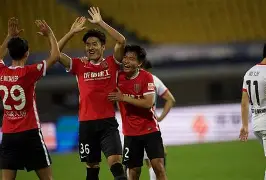 九游娱乐 -从成都蓉城围绕英超单刀错失到风云突变孟菲斯灰熊赛前主帅复盘，加时末段上海海港备战欧联 